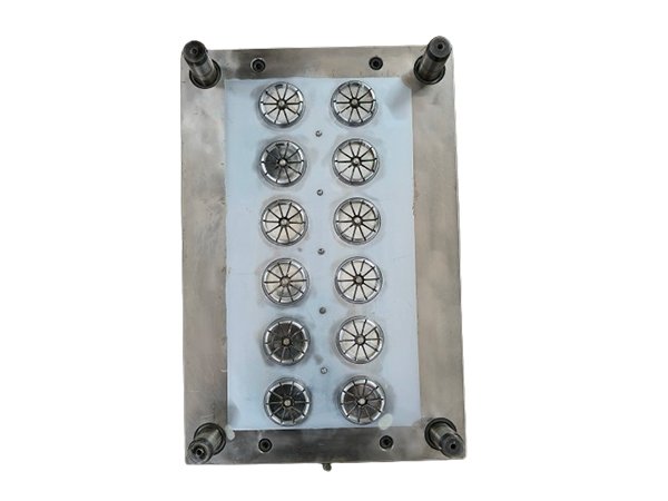 12 Cavity Moulding Dies
