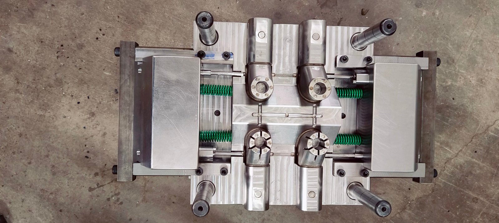 Caster Wheel Moulding Dies
